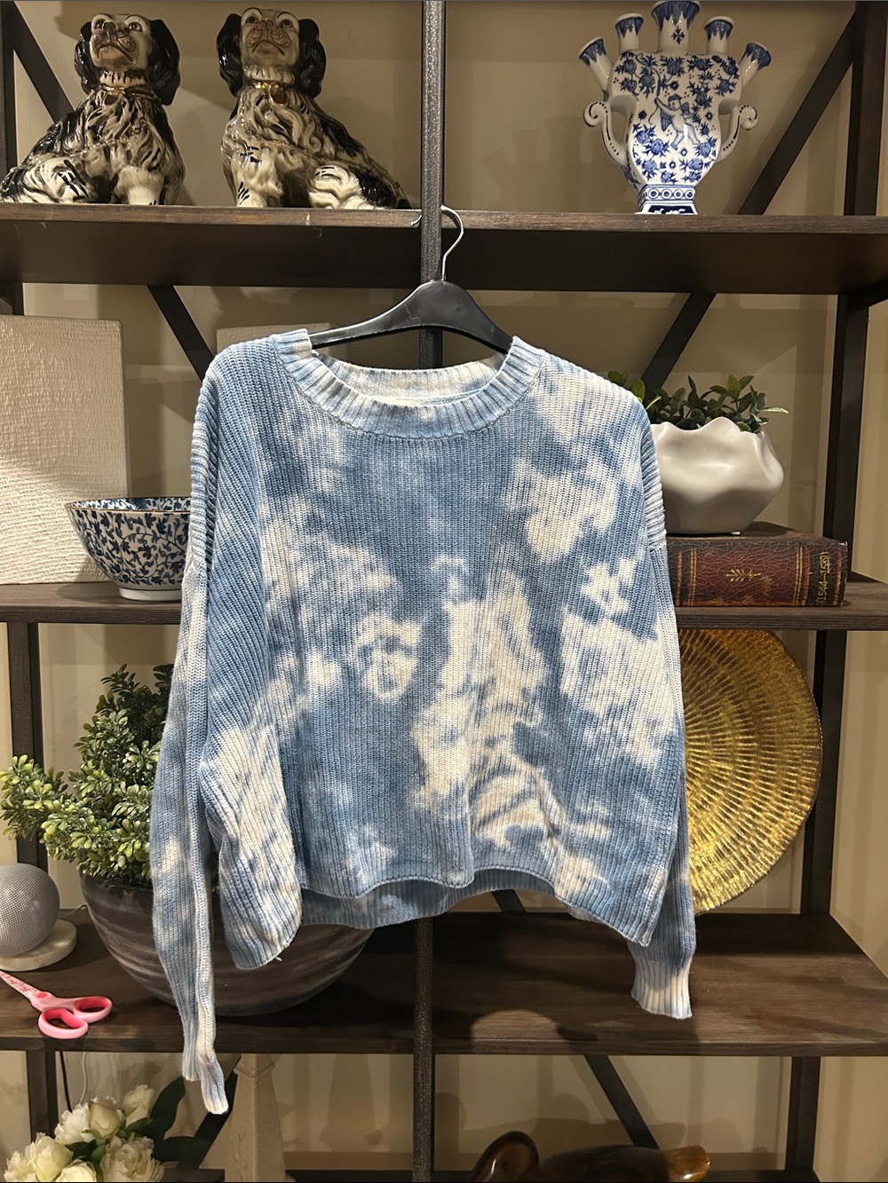 Altered State - medium Tie-Dye Blue and White Knit Sweater